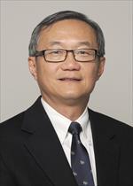 Photo of Quan-Yang Duh, MD