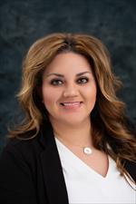 Photo of Serena Loya