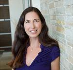 Photo of Laleh Quinn