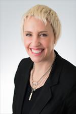 Photo of Lindy Fox, MD