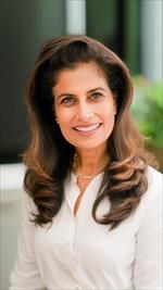 Photo of Minnie Sarwal, MD, PhD