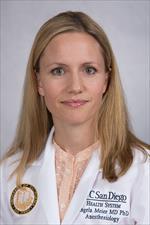 Photo of Angela Meier