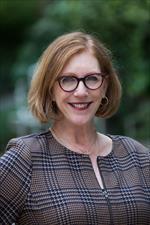 Photo of Kt Waxman, DNP, RN, FAAN