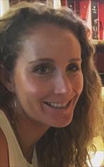 Photo of Erin Noste