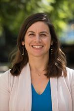 Photo of Lauren Hunt, PhD, RN, FNP